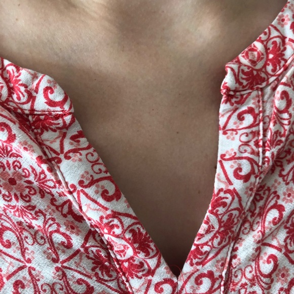 Red patterned summer top - Picture 2 of 2